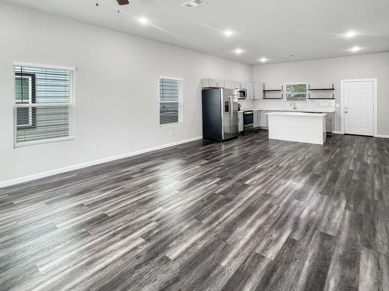 Fort Worth House: 3213 Chenault Street