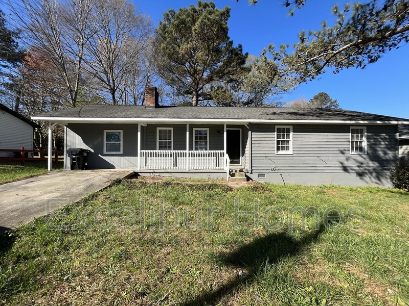 Request a Viewing for 569 Lake Ridge Circle SE Tenant Turner