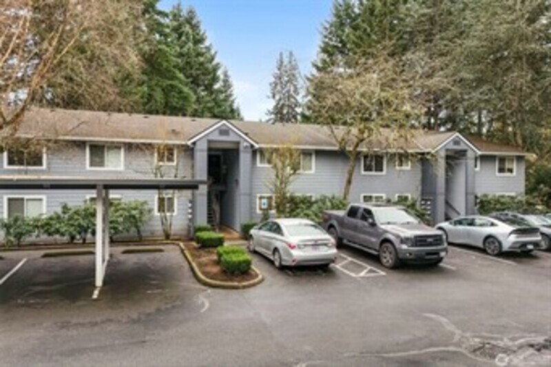 Kirkland Condo: 10014 NE 127th Pl