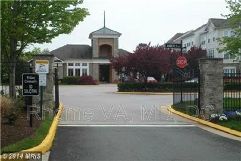 Ashburn House: 21809 Jarvis Square