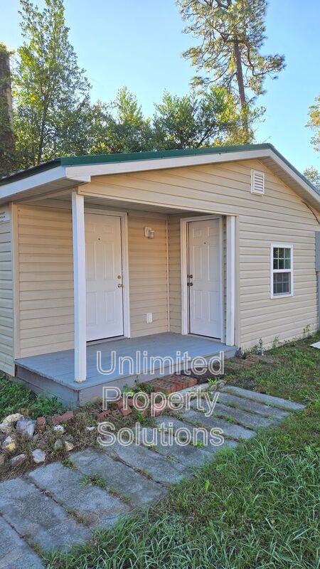 Wilmington House: 4938 1/2 Wrightsville Avenue