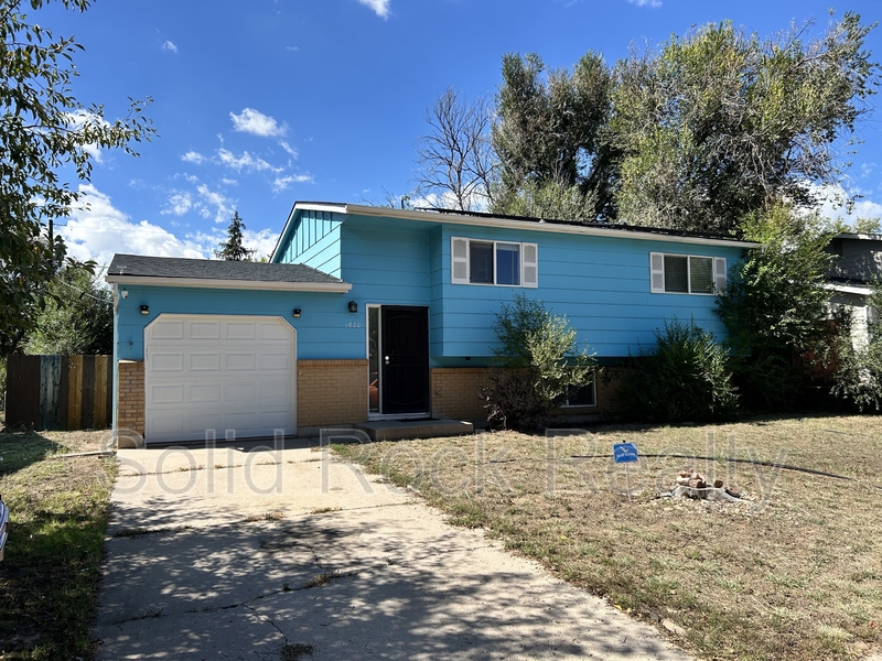 Fountain House: 1620 River Drive