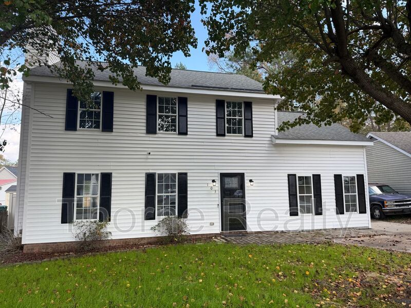 Nashville House: 103 Sara Drive