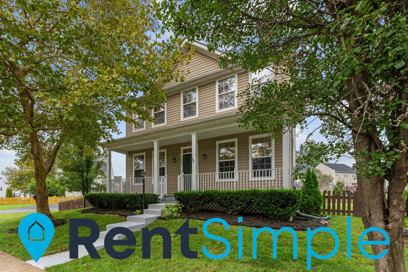 Gainesville House: 14296 Blue Heron Way