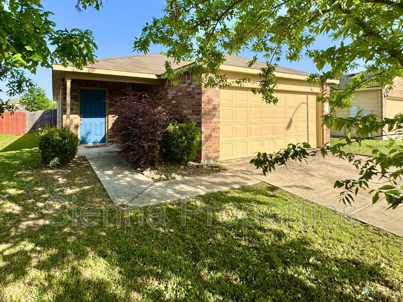 Austin House: 5816 Knoll Pines Pass