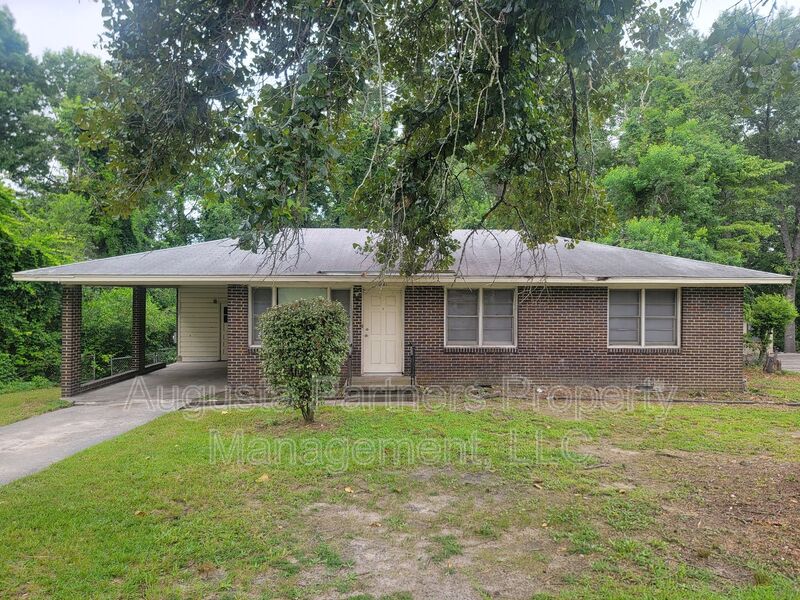 Augusta House: 2441 Dickey Rd