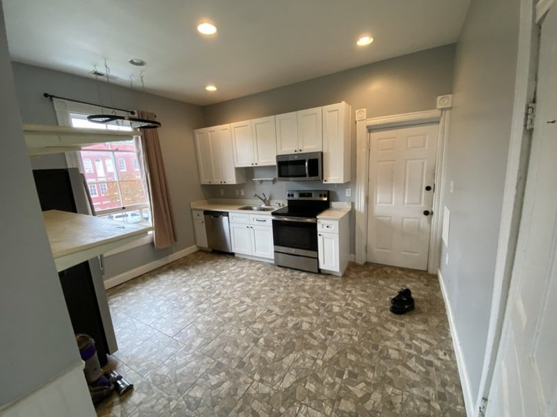 Richmond Condo: 2208 Venable St