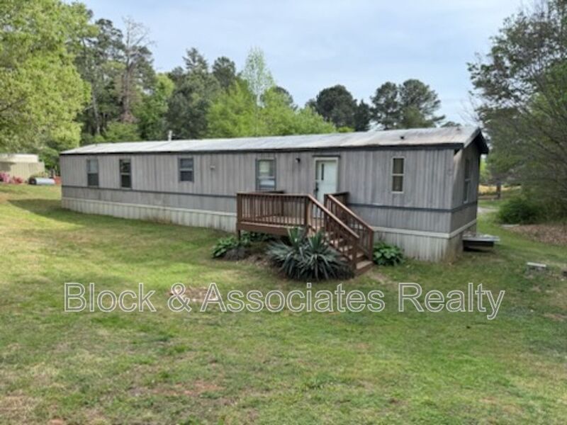 Randleman Condo: 1066 Worthville Rd