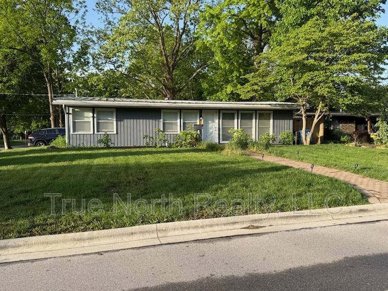 Westerville House: 153 Cornell Ct