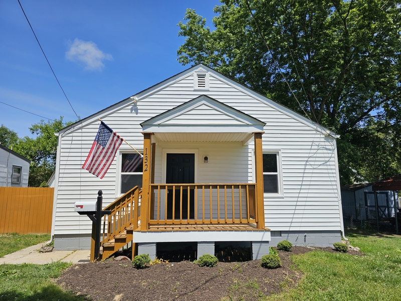 Highland Springs House: 132 N Beech Ave