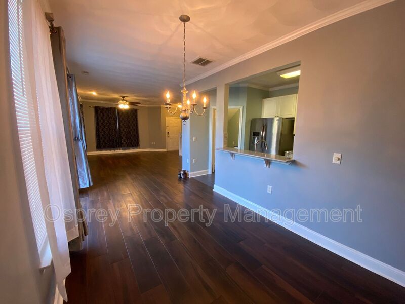 Rent Special Alert! Move in by 01/15 and enjoy 1/2 off January’s rent! - Photo 4