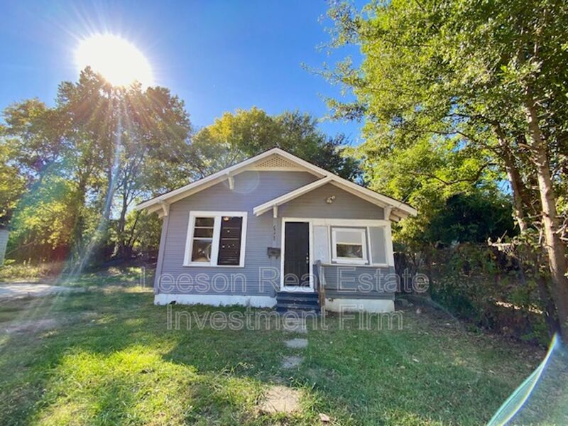 Shreveport House: 1112 ANDREW AVE