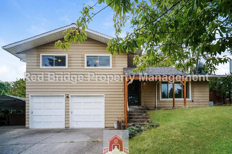 Portland House: 5062 SW Freeman Ct