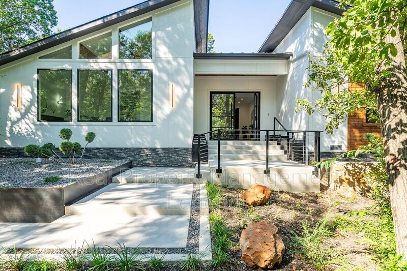 Request a Viewing for 1633 Junior Drive - Tenant Turner