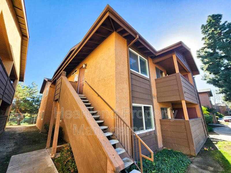 Oceanside Condo: 514 Calle Montecito
