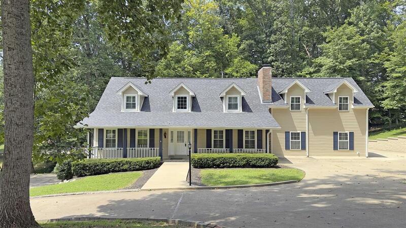 Clarksville House: 815 Shady Bluff Trail