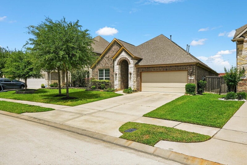 Cypress House: 10822 Gates Randal Court