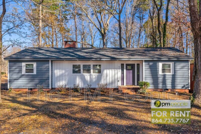 Easley House: 501 South E St.