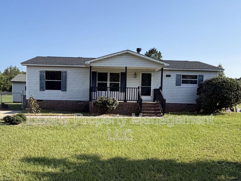 Cameron House: 471 Washington Ln