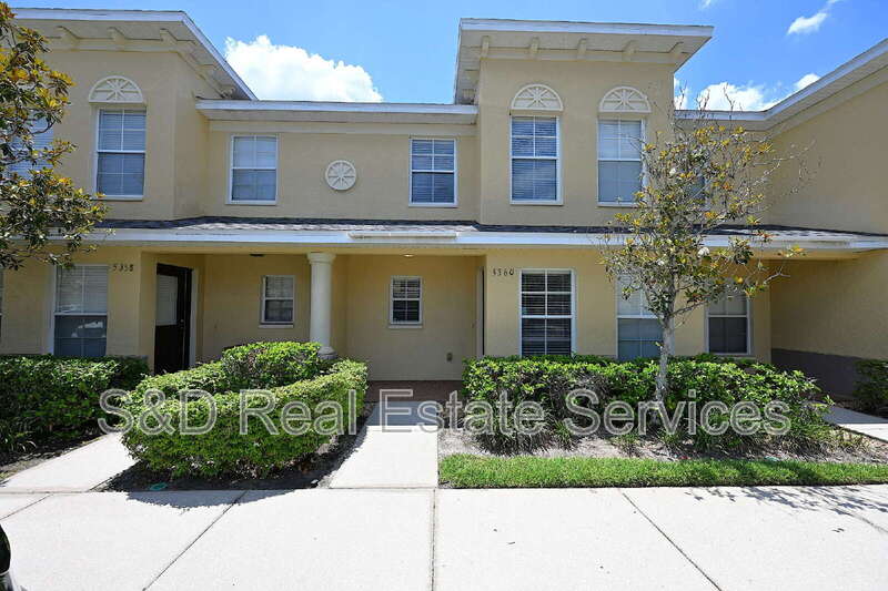Lakeland House: 5360 River Rock Road