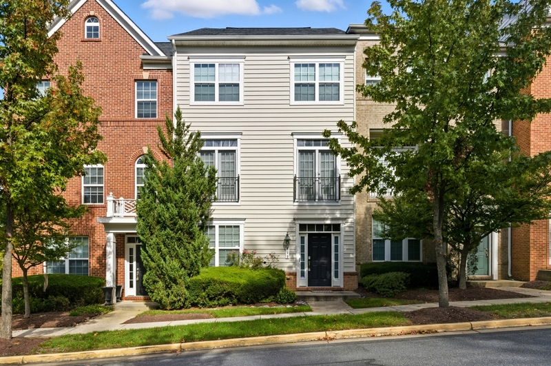 Hyattsville Townhome: 613 Spectator Avenue - 1
