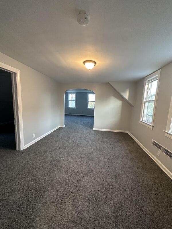 Cleveland Condo: 3336 West 54th Street - Upstairs