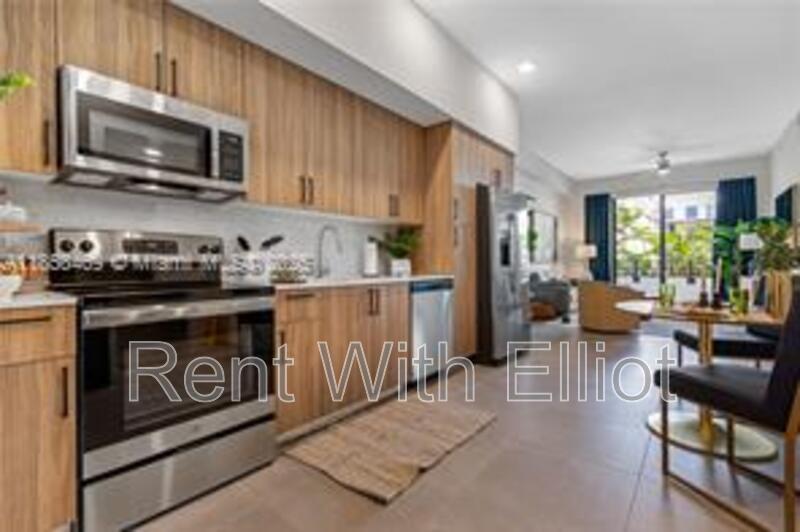 Dania Beach Condo: 4 N Federal Hwy