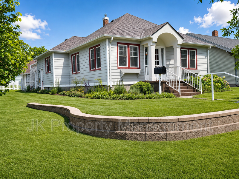 Great Falls House: 2726 1st Ave N