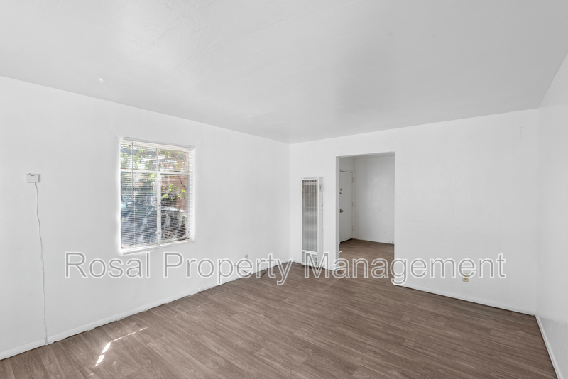 Albuquerque Condo: 3500 Eastern Ave