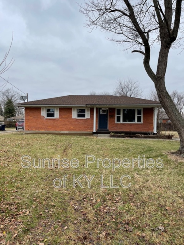 Louisville House: 2601 Pioneer Road