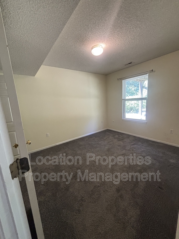 2410 Lancaster Drive - 1, Lawrence, Kansas rental photo 10 of 13