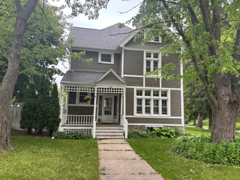 Sheboygan House: 1105 North 6th Street