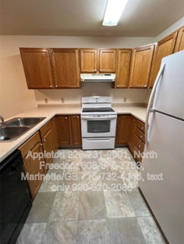 Baraboo Condo: 1215 Zajak Dr. #25