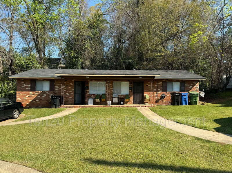 Columbus House: 817 Ragland Court
