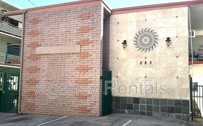 Honolulu Condo: 283 Wai Nani Way