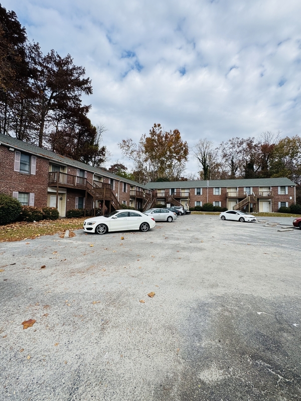 Greenville Condo: 1323 East 10th Street - O