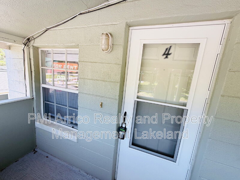 Haines City Condo: 1002 Avenue East