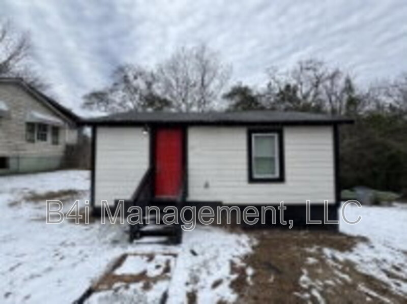 LaGrange House: 211 Banks Street