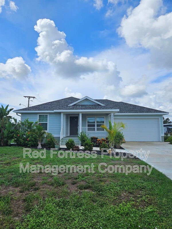 Punta Gorda House: 26527 Angelica Rd