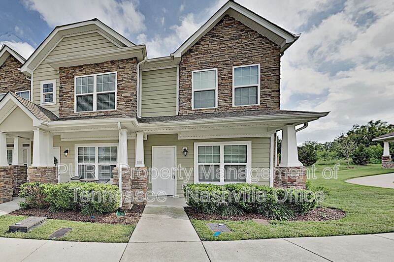 Goodlettsville Townhome: 100 Cobblestone Place Drive
