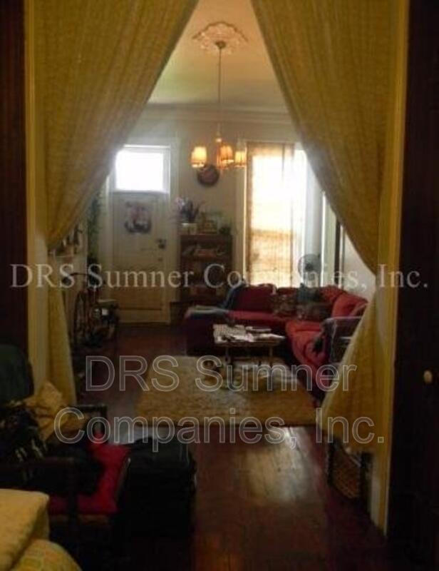 Baltimore Condo: 2106 Saint Paul Street - 1R