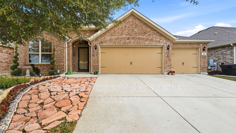 New Braunfels House: 2084 Tejas Pecan