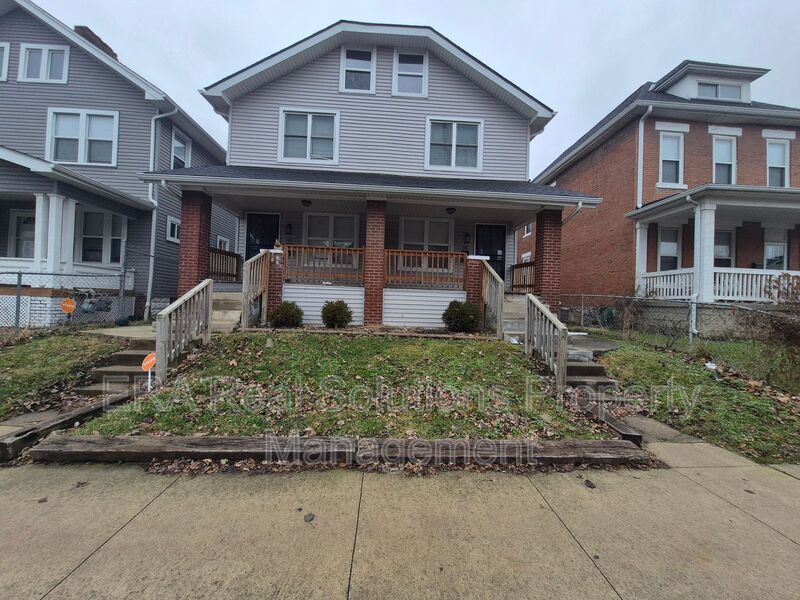 COLUMBUS House: 53 HAWKES AVE