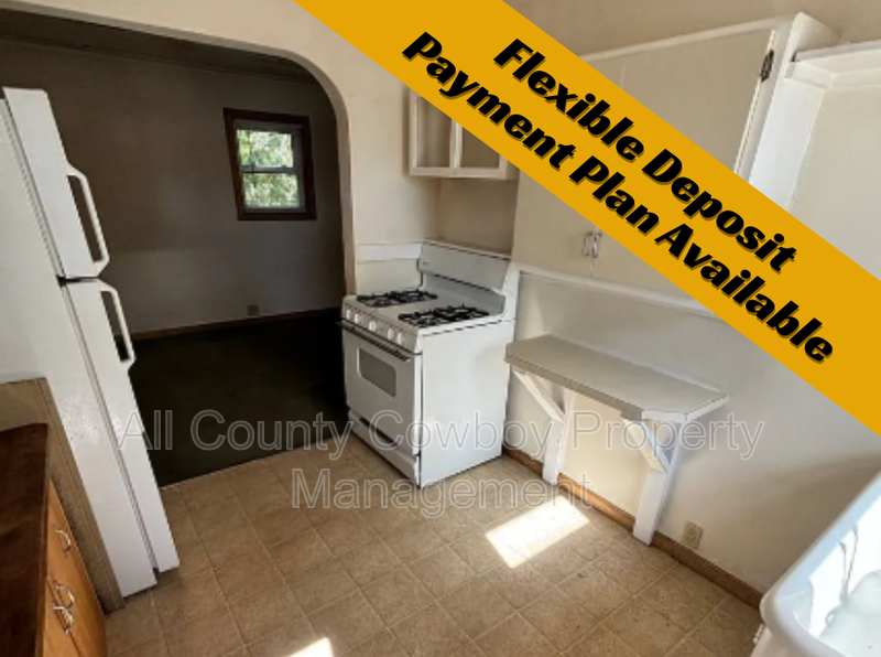 Laramie Condo: 513 E Custer St.
