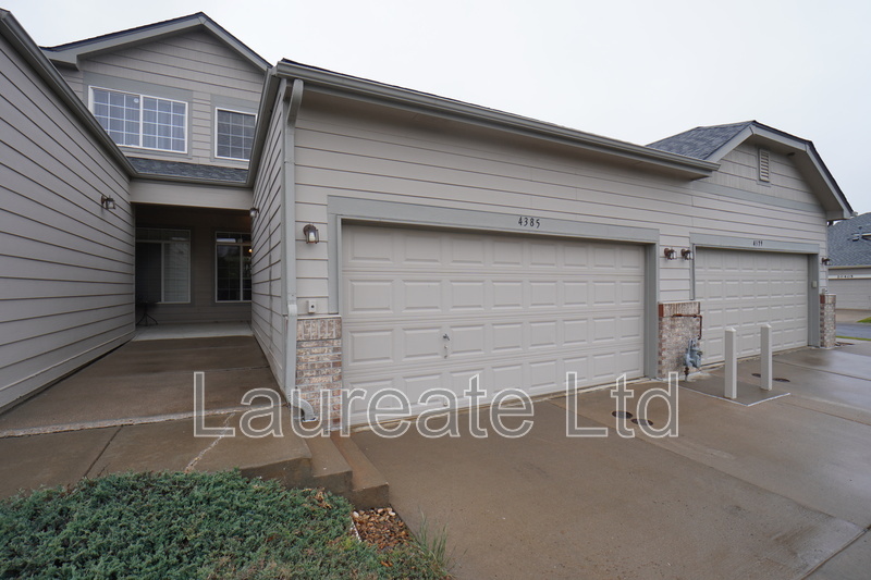 Centennial Townhome: 4385 S Jebel Ct