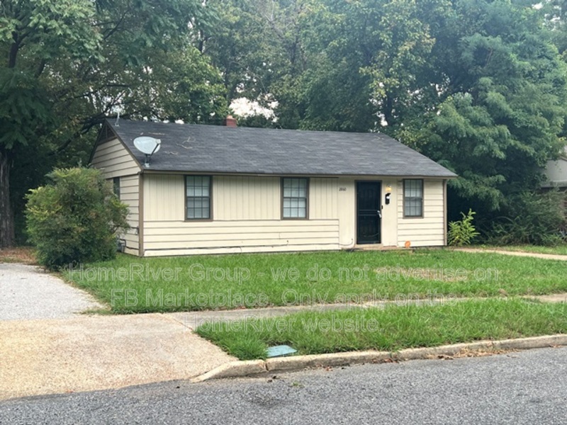 Memphis House: 2860 Heber Ave