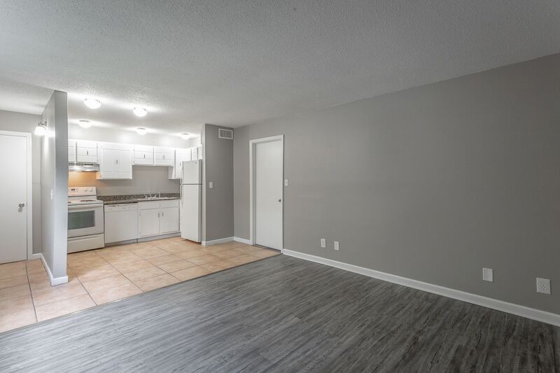 Chattanooga Condo: 2414 Lyndon Ave