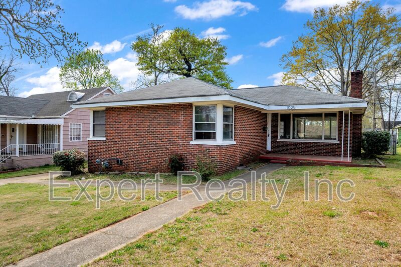 Birmingham House: 1025 45th Street Ensley