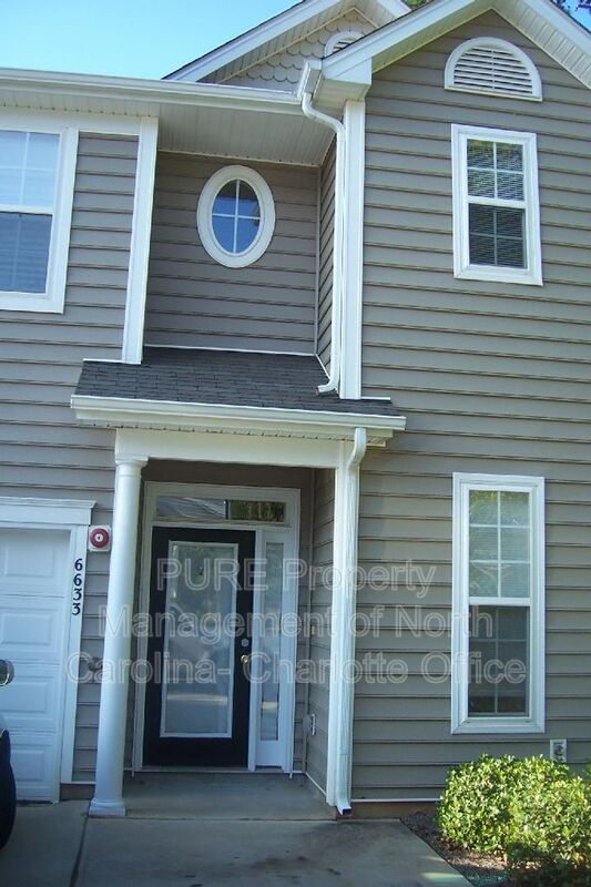 Charlotte Townhome: 6633 Tor Drive