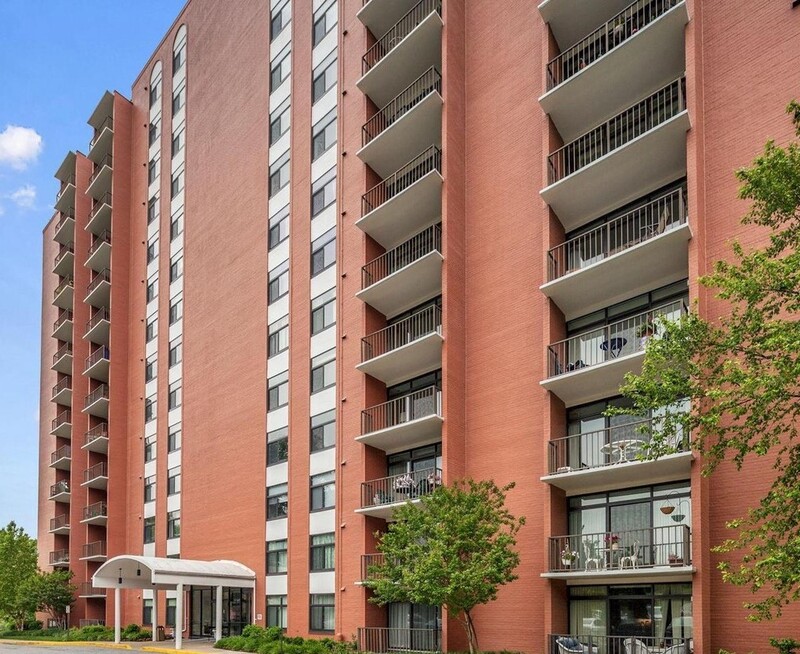 Towson Condo: 1 Smeton Place - 1406